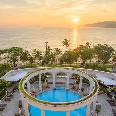 Sunrise Nha Trang Beach Hotel & Spa Exterior photo