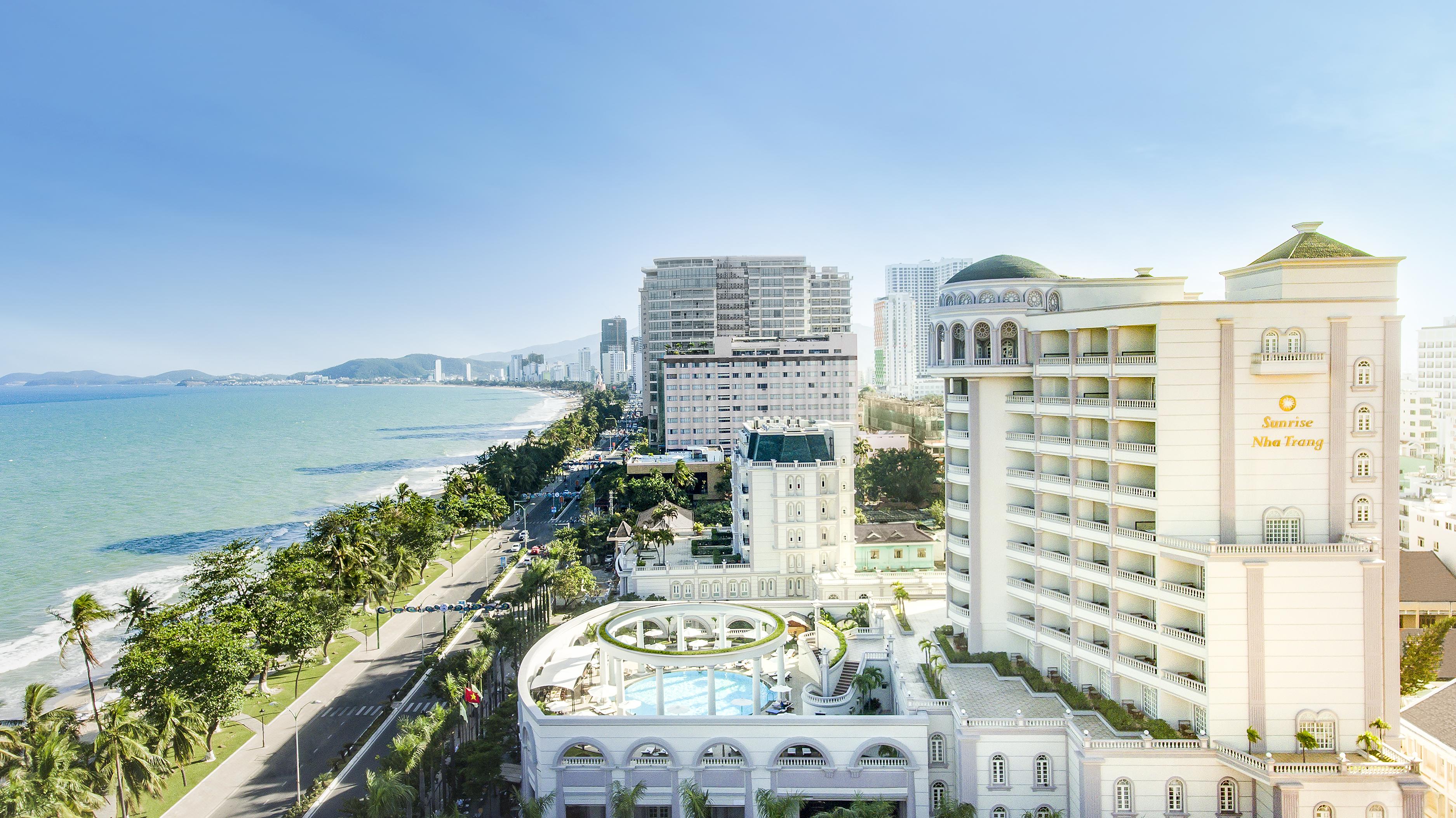 Sunrise Nha Trang Beach Hotel & Spa Exterior photo