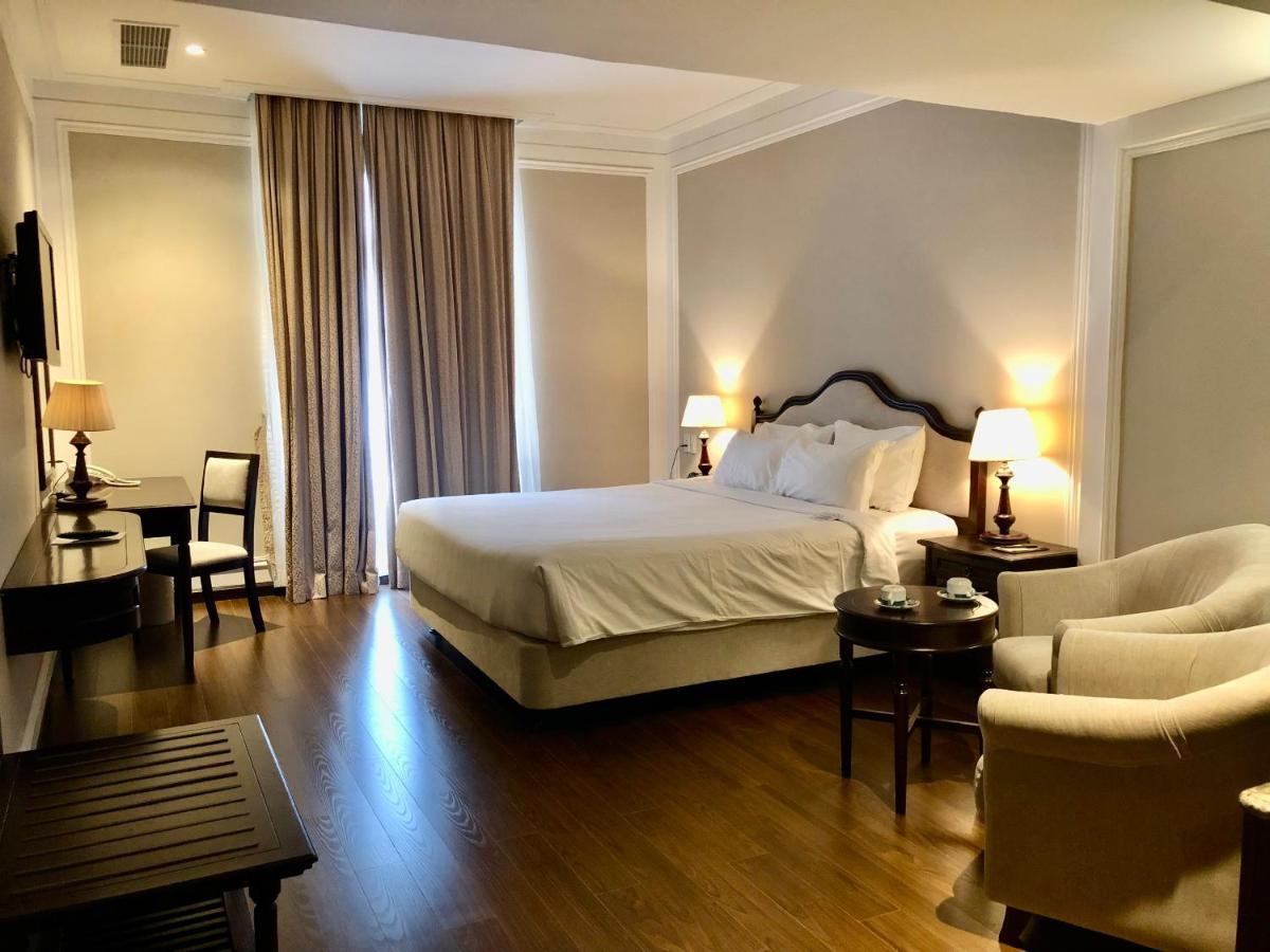Sunrise Nha Trang Beach Hotel & Spa Exterior photo